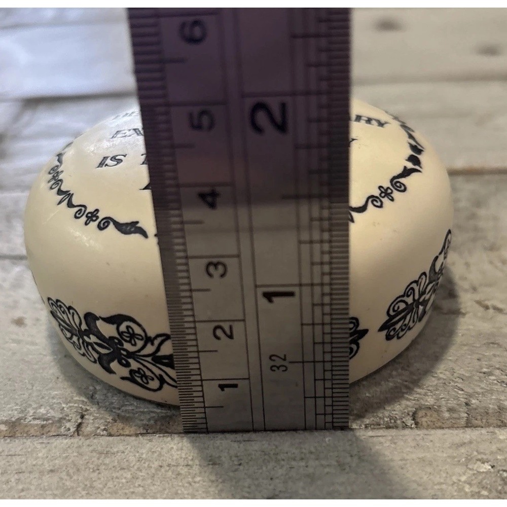 Baekgaard Paper Weight Collection Crafted‎ In England - Ordinary Extraordinary - Picture 10 of 10
